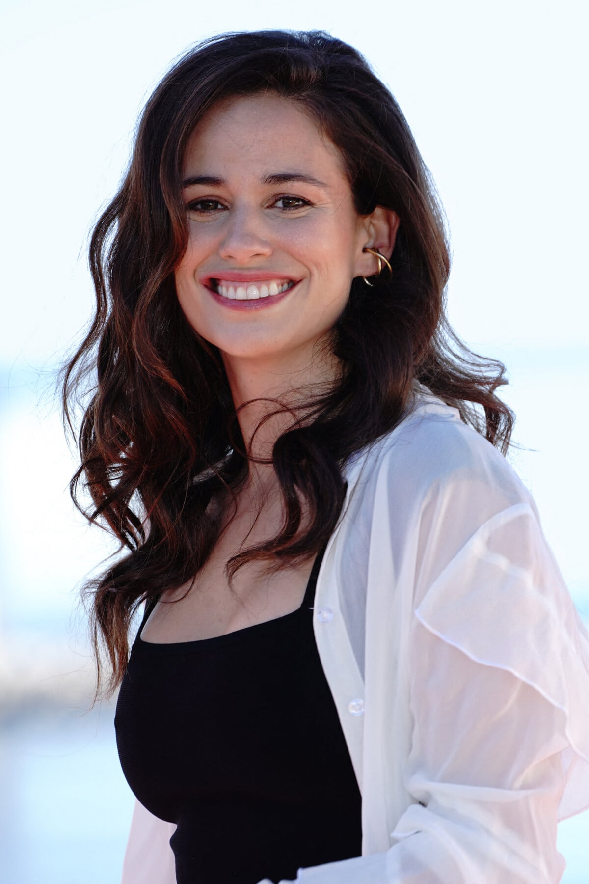 Photo : Lucie Lucas au photocall de la série "Cannes confidential" lors de  la 5ème saison du festival International des Séries "Canneseries" à Cannes  le 5 avril 2022. © Norbert Scanella / Panoramic / Bestimage - Volum  (PureBreak)