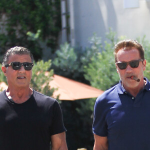 Exclusif - Arnold Schwarzenegger et Sylvester Stallone vont déjeuner ensemble au restaurant Ebaldi à Beverly Hills, le 29 août 2016.