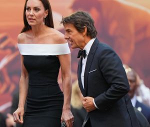 Catherine (Kate) Middleton, duchesse de Cambridge, et Tom Cruise à la première du film "Top Gun: Maverick" au cinéma Odeon, Leicester Square à Londres, le 19 mai 2022.
