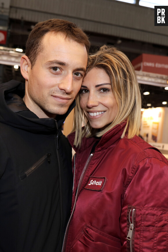 Hugo Clément et sa compagne Alexandra Rosenfeld (Miss France 2006) - Salon du livre de Paris le 16 mars 2019. © Cédric Perrin/Bestimage