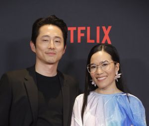 Steven Yeun et Ali Wong à la première du film "Beef at Tudum" à Los Angeles, le 30 mars 2023.