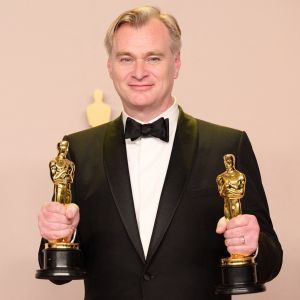 Christopher Nolan a tout raflé aux Oscars.
Christopher Nolan aux Oscars. © PPS/Bestimage