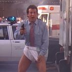 Noté 14%, c'est le pire film de la carrière de Sylvester Stallone et c'est la faute à Arnold Schwarzenegger qui l'avait piégé (meilleure anecdote à Hollywood)