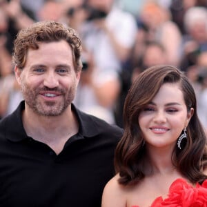 Edgar Ramirez et Selena Gomez - Photocall du film "Emilia Perez" lors du 77ème Festival International du Film de Cannes le 19 mai 2024. © Jacovides / Moreau / Bestimage