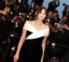 Selena Gomez - Descente des marches du film « Emilia Perez » lors du 77ème Festival International du Film de Cannes, au Palais des Festivals à Cannes. Le 18 mai 2024 © Jacovides-Moreau / Bestimage
