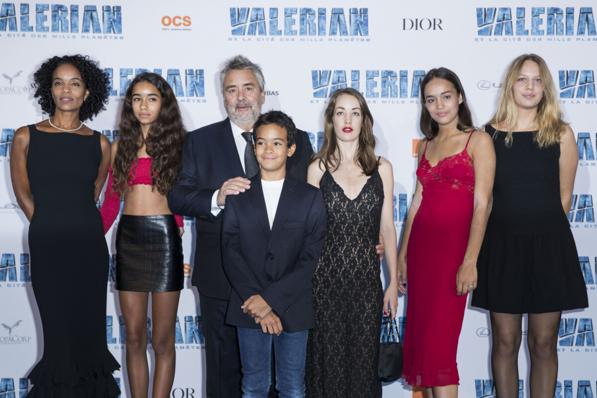 Photo : Luc Besson, sa femme Virginie Besson-Silla et ses enfants ...