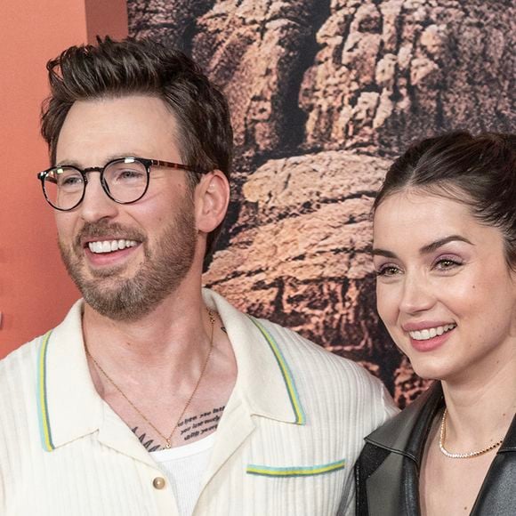 Chris Evans et Ana De Armas à la première du film "Ghosted" à New York, le 18 avril 2023. 