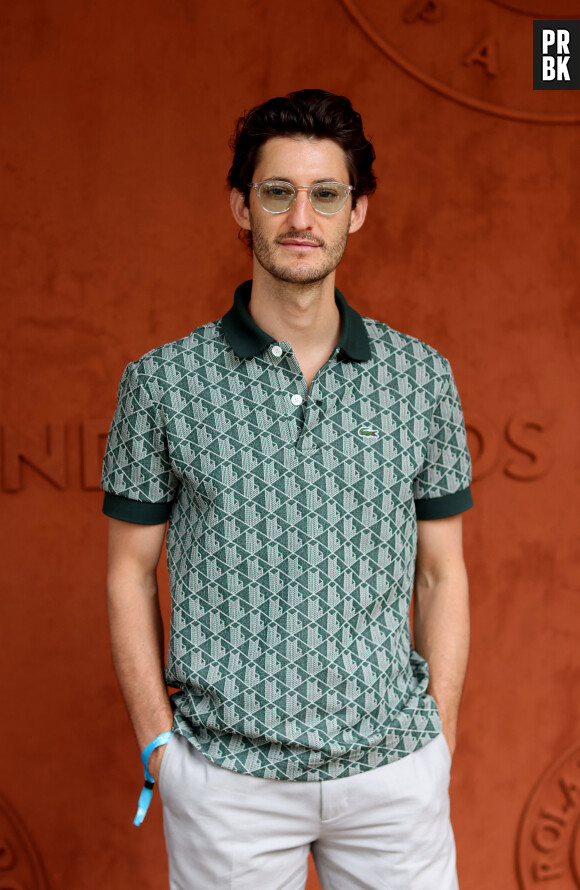 Pierre Niney au village lors des Internationaux de France de tennis de Roland Garros 2023, à Paris, France, le 11 juin 2023. © Jacovides-Moreau/Bestimage 