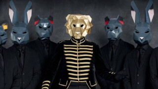 Les Cinquante saison 3 : de nouveaux couples se forment sur le tournage et ils vont vous surprendre !