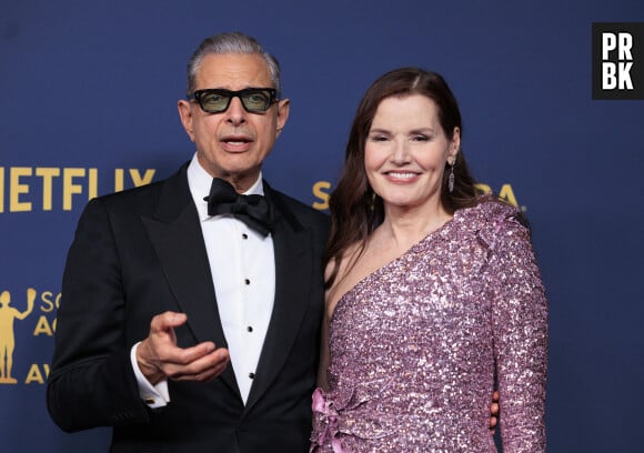 Jeff Goldblum and Geena Davis (L-R) - Les célébrités lors de la 30ème cérémonie Screen Actors Guild Awards à Los Angeles (SAG Awards), le 24 février 2024. 