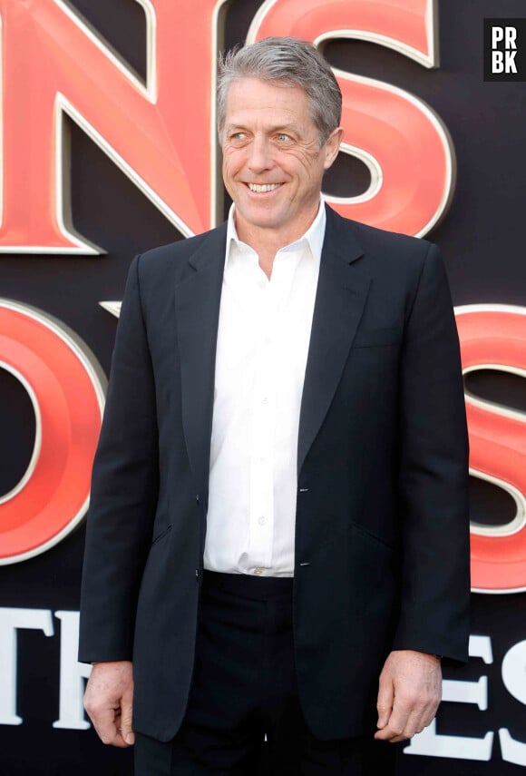 Hugh Grant à la première du film "Dungeons & Dragons: Honor Among Thieves" à Los Angeles.