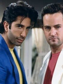 "Il ne me l'aurait jamais dit" : 1 an après la disparition de Matthew Perry, David Schwimmer bouleversé par une révélation sur l'acteur