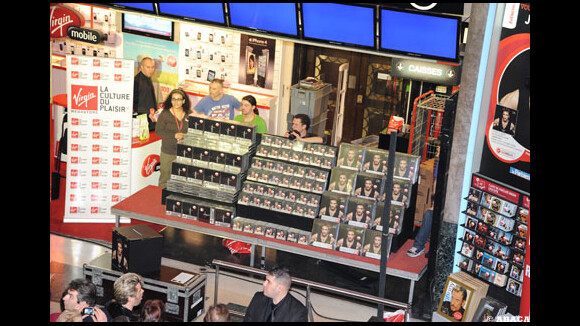 Johnny Hallyday ... Jamais Seul ... Disponible en 4 versions