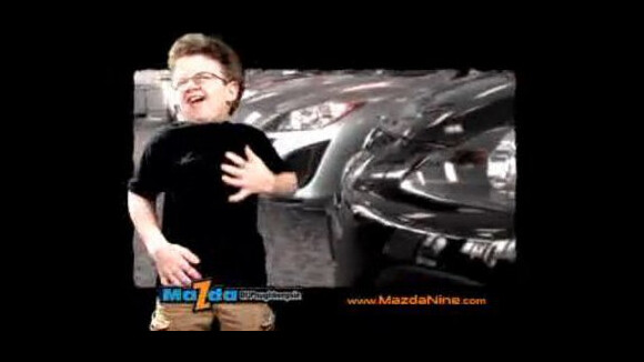 Keenan Cahill ... Sa pub délirante pour un concessionnaire Mazda (VIDEO)