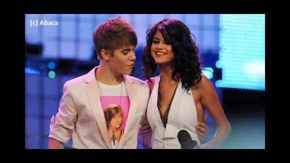 Justin Bieber ... Hypnotisé par le décolleté de Selena Gomez aux MuchMusic Video Awards 2011