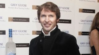 James Blunt adoucit Katy Perry avec sa reprise de California Gurls (VIDEO) 