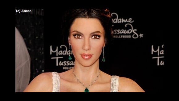 PHOTOS - Kim Kardashian en mariée : sa statue de cire disponible à Hollywood