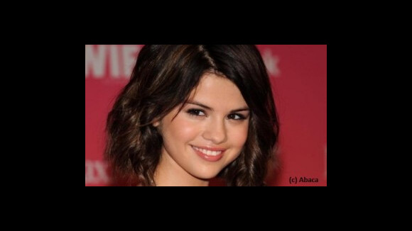 Selena Gomez ''Love You Like A Love Song'' : en direct chez Ellen Degeneres (VIDEO)