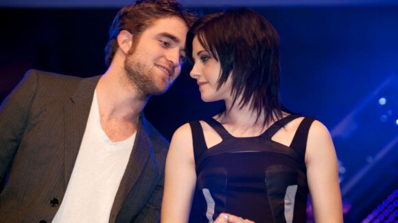 Kristen Stewart pas assez "forte" pour Robert Pattinson ? Fail