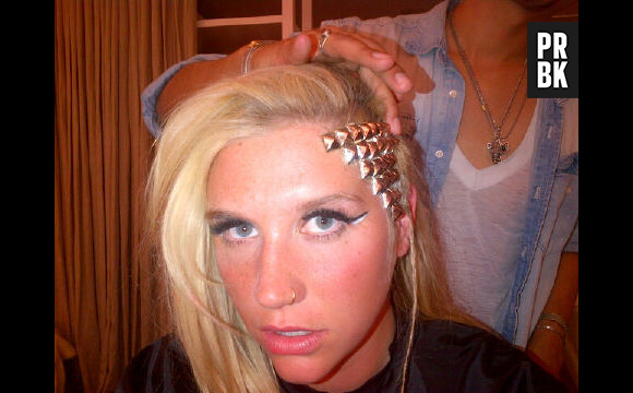 Kesha nous présente sa nouvelle coiffure