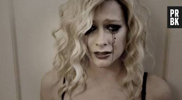 Avril Lavigne sublime dans le clip Goodbye