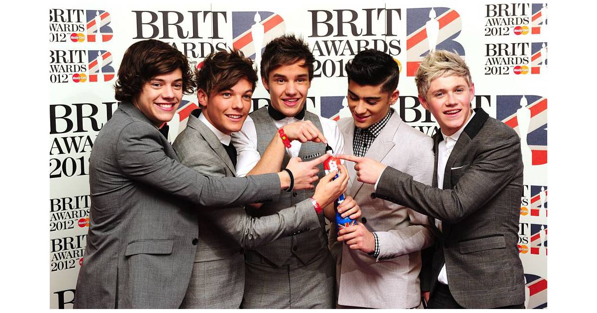 One Direction dans la légende Up All Night numéro 1