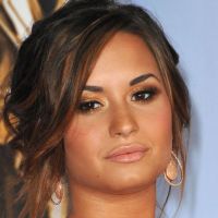 Demi Lovato love de Niall Horan : La mère du chanteur des One direction donne son consentement