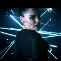 Jessie J et David Guetta : Laserlight, le clip décolleté
