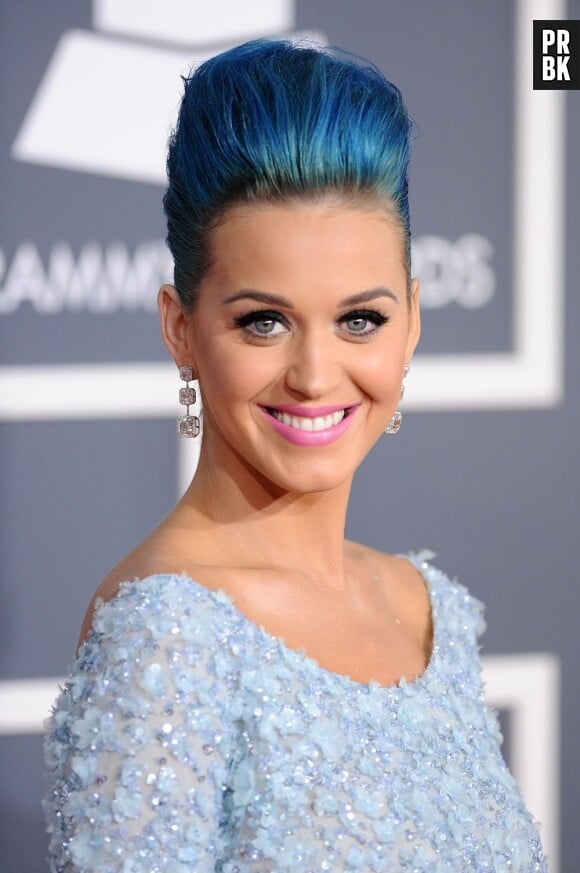 Katy Perry les cheveux bleus