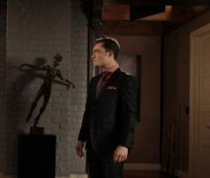 Ed Westwick et Liz Hurley dans l'épisode 20 de la saison 5 de Gossip Girl