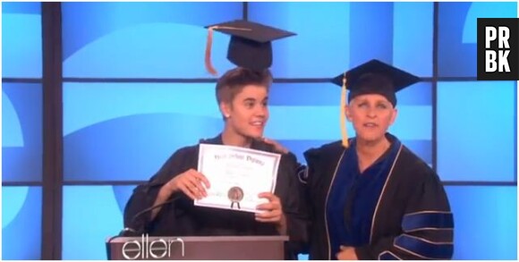 Justin Bieber fier de son diplôme !