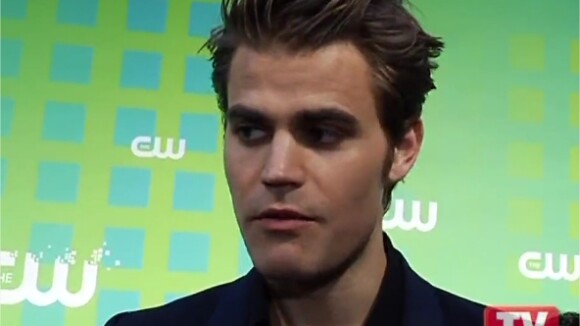 Vampire Diaries saison 4 : Damon et Stefan amants ?! (VIDEO)