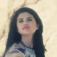 Selena Gomez : Glam et sexy pour le shooting de ELLE Us (vidéo)