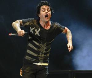 Billie Joe Armstrong de Green Day a toujours autant d'énergie !