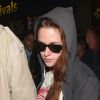 Kristen Stewart est comme tout le monde : elle n'est pas glamour à la sortie de l'avion !