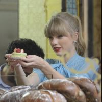 Taylor Swift à Paris : en tournage pour un nouveau clip... so cliché ! (PHOTOS)