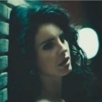 Lana Del Rey : un court-métrage pour la promotion de son &quot;The Paradise Edition&quot; (VIDEO)