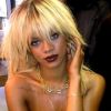 Rihanna : Les photos nues sur Twitter, elle en est folle !