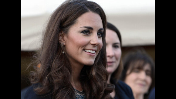 Kate Middleton : 125 000 euros par an pour être belle ! WTF ?!