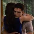 Bella ne maîtrise pas sa force dans Twilight 5