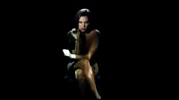 Jessie J : Silver Lining (Crazy 'But You), le clip aussi sexy et qu'émouvant !