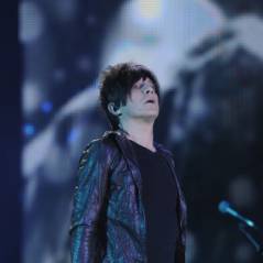 Indochine : Memoria, Nicola Sirkis en roue libre dans Berlin (VIDEO)