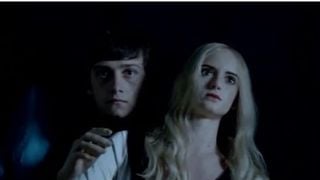 The Killers : Tim Burton et Winona Ryder pour le clip sombre et poétique de Here With Me