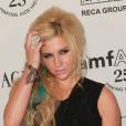 Kesha : Elle s'excuse sur Twitter auprès des américains après la diffusion de  Die Young 