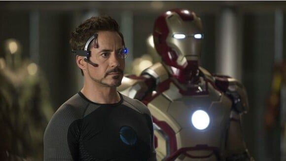 Iron Man 3 : Robert Downey Jr entouré de 40 super-héros ?