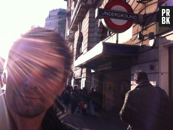 Matthew Bellamy prend le métro londonien...pour la première fois ?