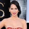 En Marchesa, Olivia Munn était hypnotisante sur le tapis rouge des Oscars 2013