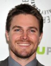 Stephen Amell dans Fifty Shades of Grey ?