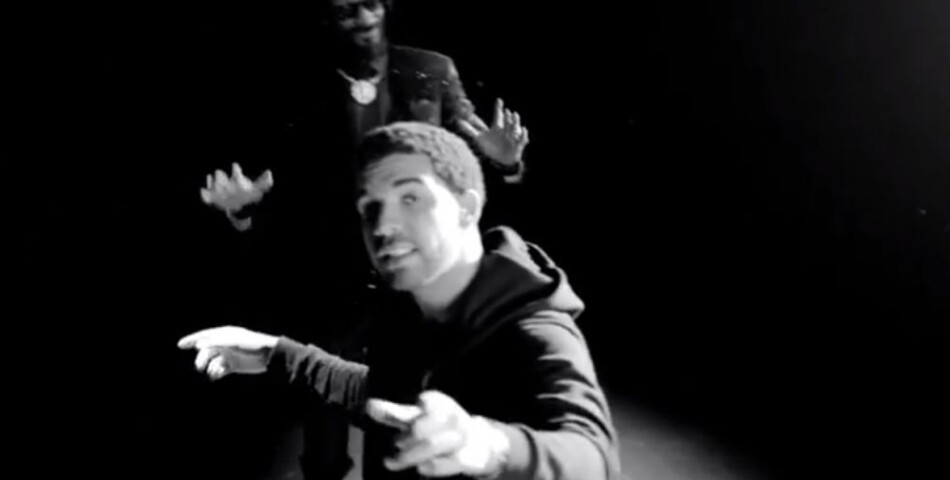 Le rappeur Drake en ft avec Snoop Lion sur No Guns Allowed