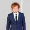 Ed Sheeran a apporté  une épée dans le jet privé de Taylor Swift